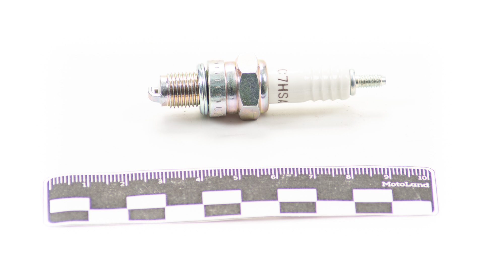 Свеча C7HSA NGK двигатели 50-160см3