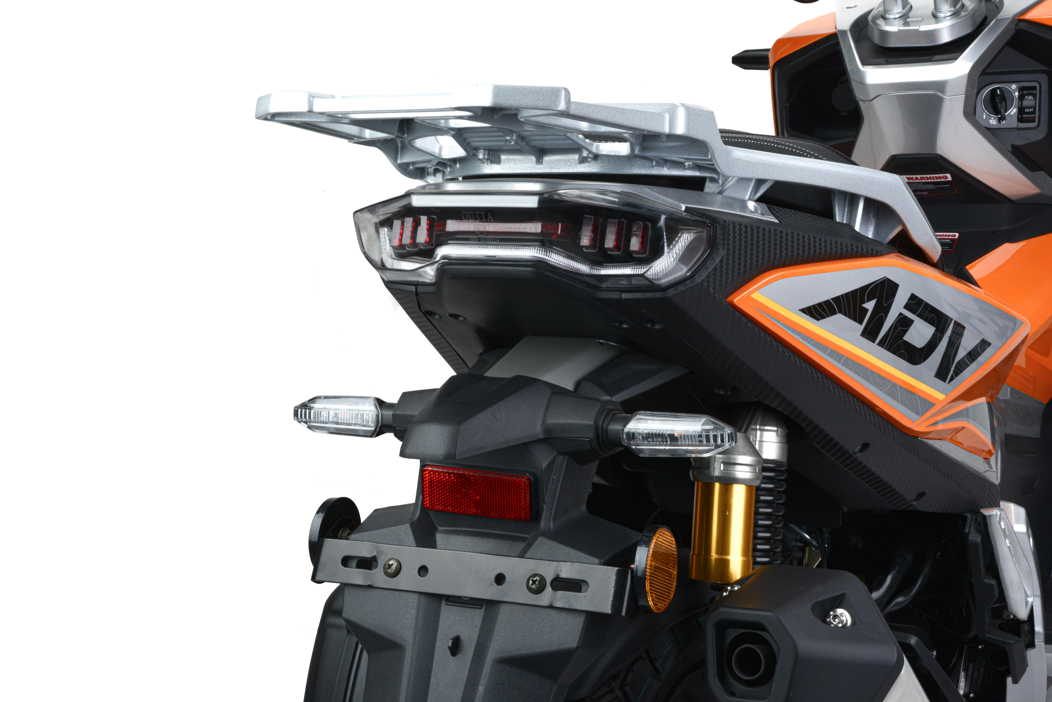 Скутер T-MAX 150 оранжевый 